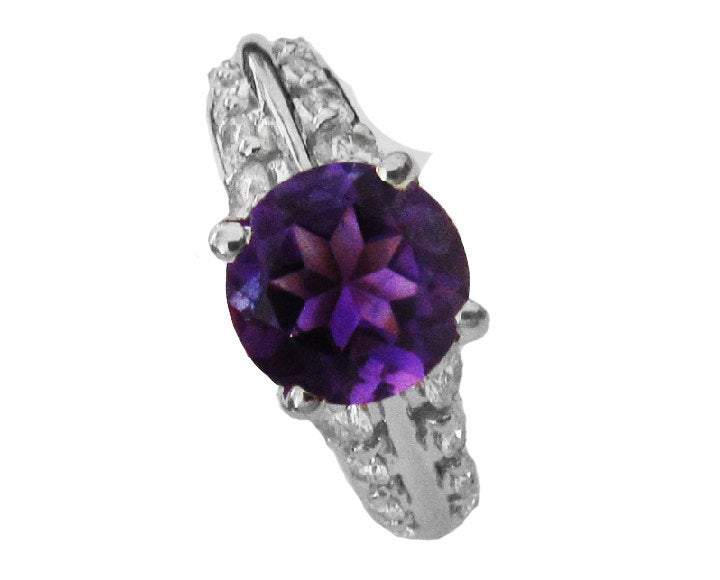 Gold ring Amethyst Ring Engagement Ring Purple color 18K White Gold  set with 0.88 ct. VS Diamonds