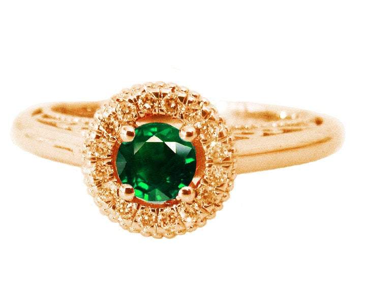 Gold ring Emerald Ring Halo Engagement Ring 18K Gold with D-E VVS Diamonds
