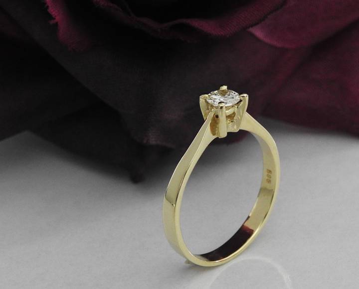 Diamond ring Wedding Gift, Unique Solitaire Ring Celtic Ring 14K Yellow Gold Classic | Wedding | Anniversary | Bridal | Promise Ring
