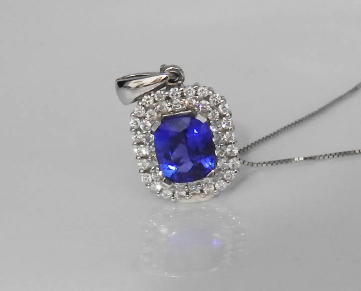 Tanzanite Pendant, Tanzanite Pendant Necklace, Tanzanite Necklace Gold, Purple Pendant, Beautiful Pendant, Cluster Pendant Necklace