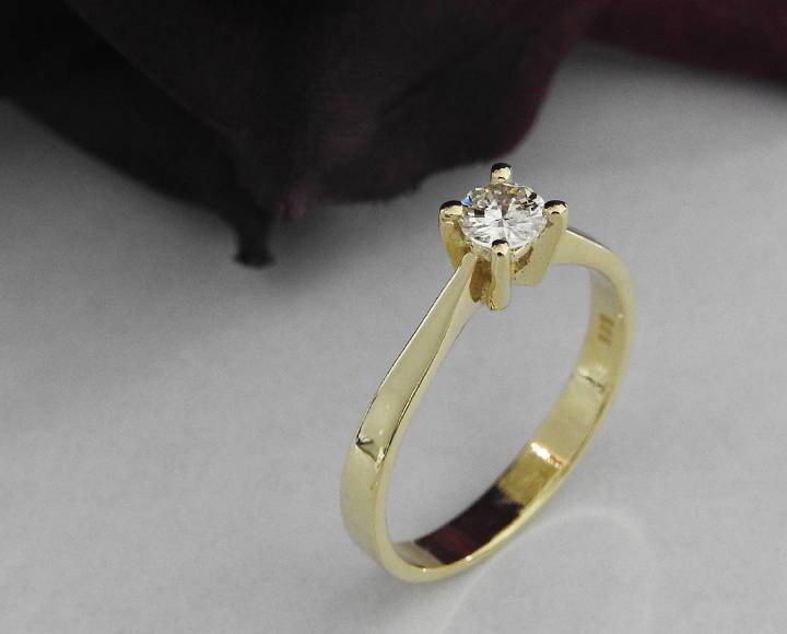Diamond ring Wedding Gift, Unique Solitaire Ring Celtic Ring 14K Yellow Gold Classic | Wedding | Anniversary | Bridal | Promise Ring - Lianne Jewelry