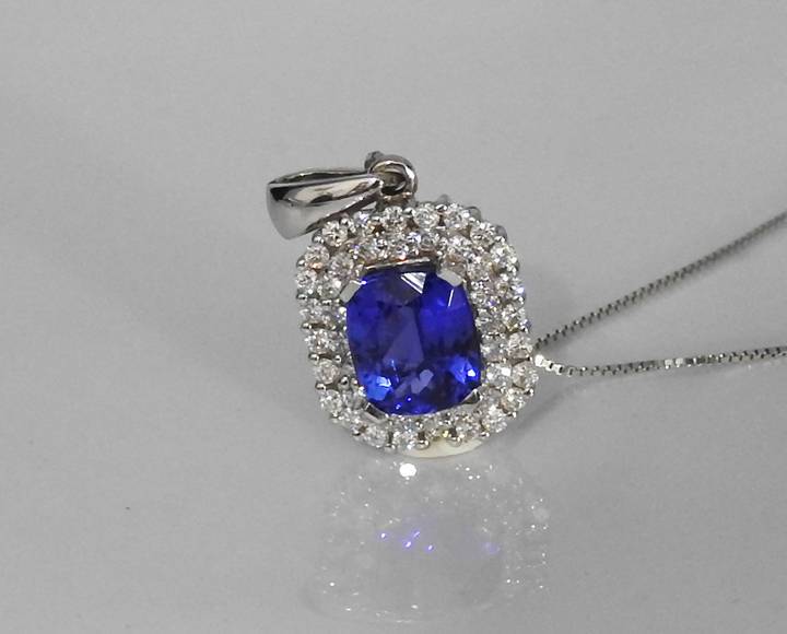 Tanzanite Pendant, Tanzanite Pendant Necklace, Tanzanite Necklace Gold, Purple Pendant, Beautiful Pendant, Cluster Pendant Necklace