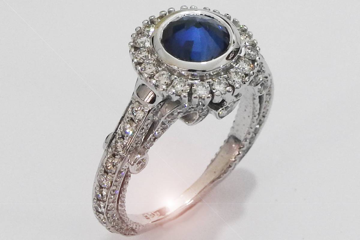 Vintage Edwardian Sapphire ring Sapphire ring Unique engagement ring Solid Gold with side stones in 14K White gold