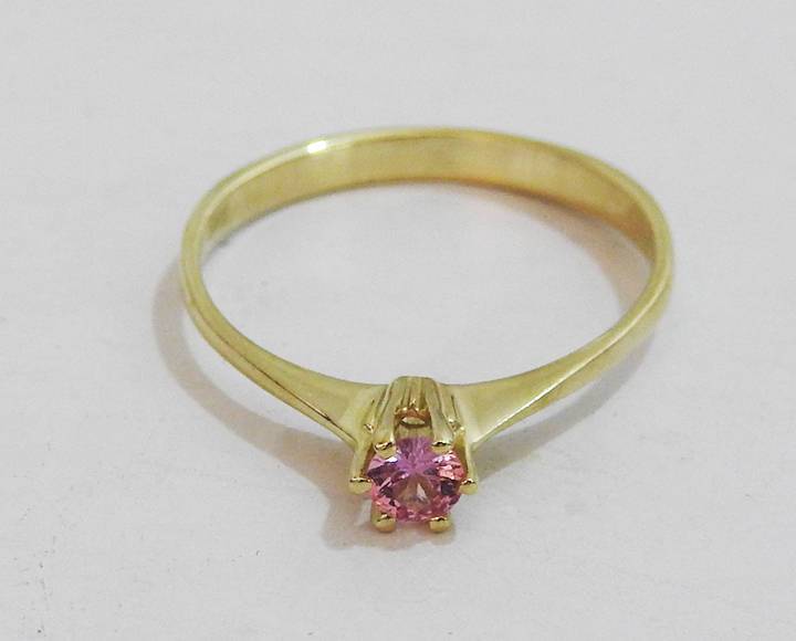 Girlfriend gift Gold ring Boho ring Minimalist ring Solitaire Ring Pink Sapphire Ring  Thin Ring 14K Yellow gold September Birthstone