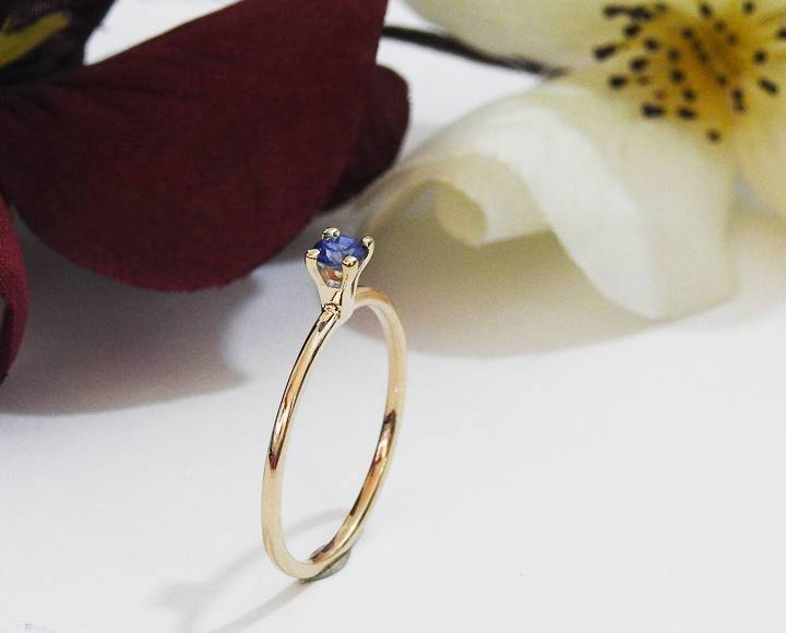 Girlfriend gift Gold ring Boho ring Minimalist ring Solitaire Ring Sapphire Ring  Thin Ring 14K or 18K Rose gold September Birthstone