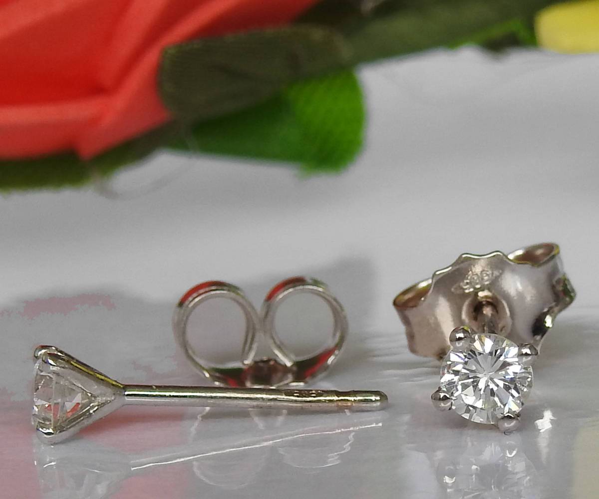 Diamond Earrings Stud Earrings Studs 14K or 18K White gold Martini Earrings Diamonds 0.60 ct Round Anniversary Earrings