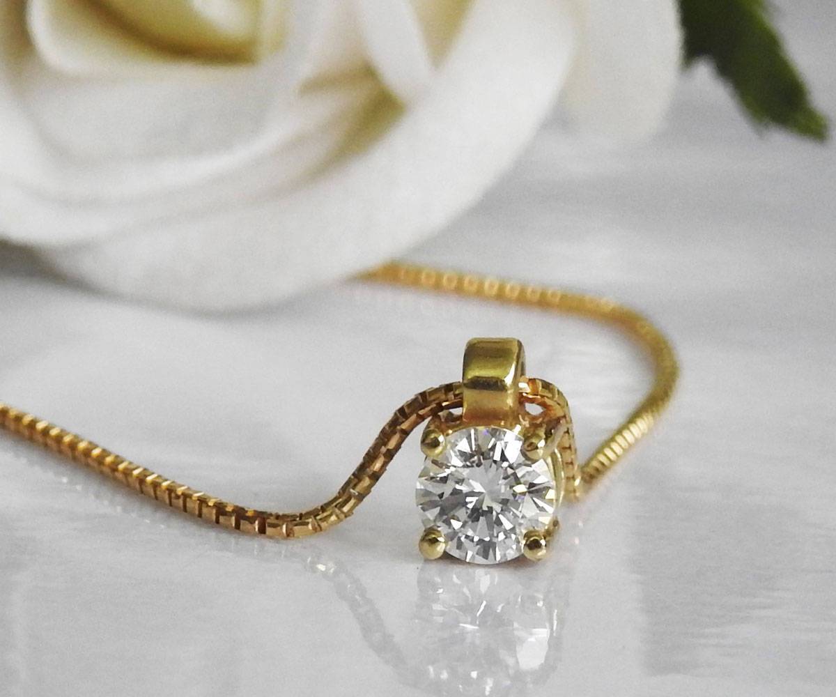 Solitaire Diamond Pendant Engagement Pendant Natural Round Diamond 4.5 mm in 14K Gold Chain Minimalist Pendant Bridesmaid Necklace
