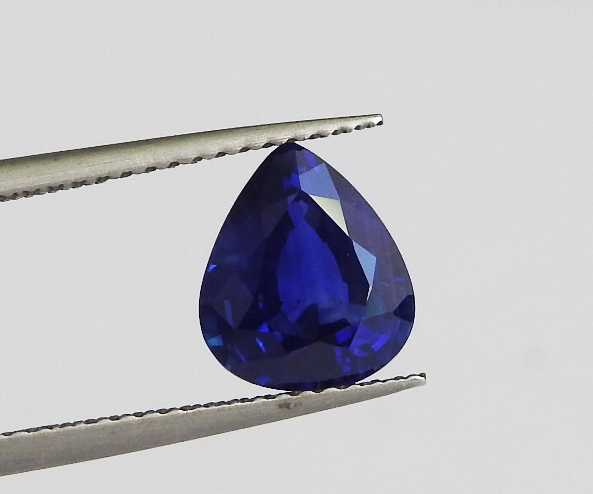 Pear Sapphire For Pear Engagement Ring Blue Sapphire Ring Pear cut Certified by GIA Not Heated Blue Gemstone for Gemstone Collectors