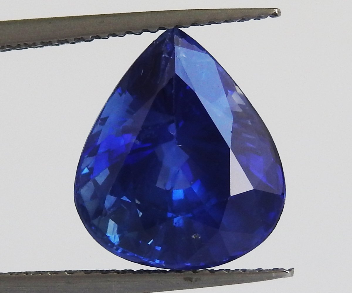 Pear Sapphire Loose Gemstone Blue Sapphire  Certified by GIA 6.45 ct Pear Shape Genuine Sapphire for Gemstone Collectors