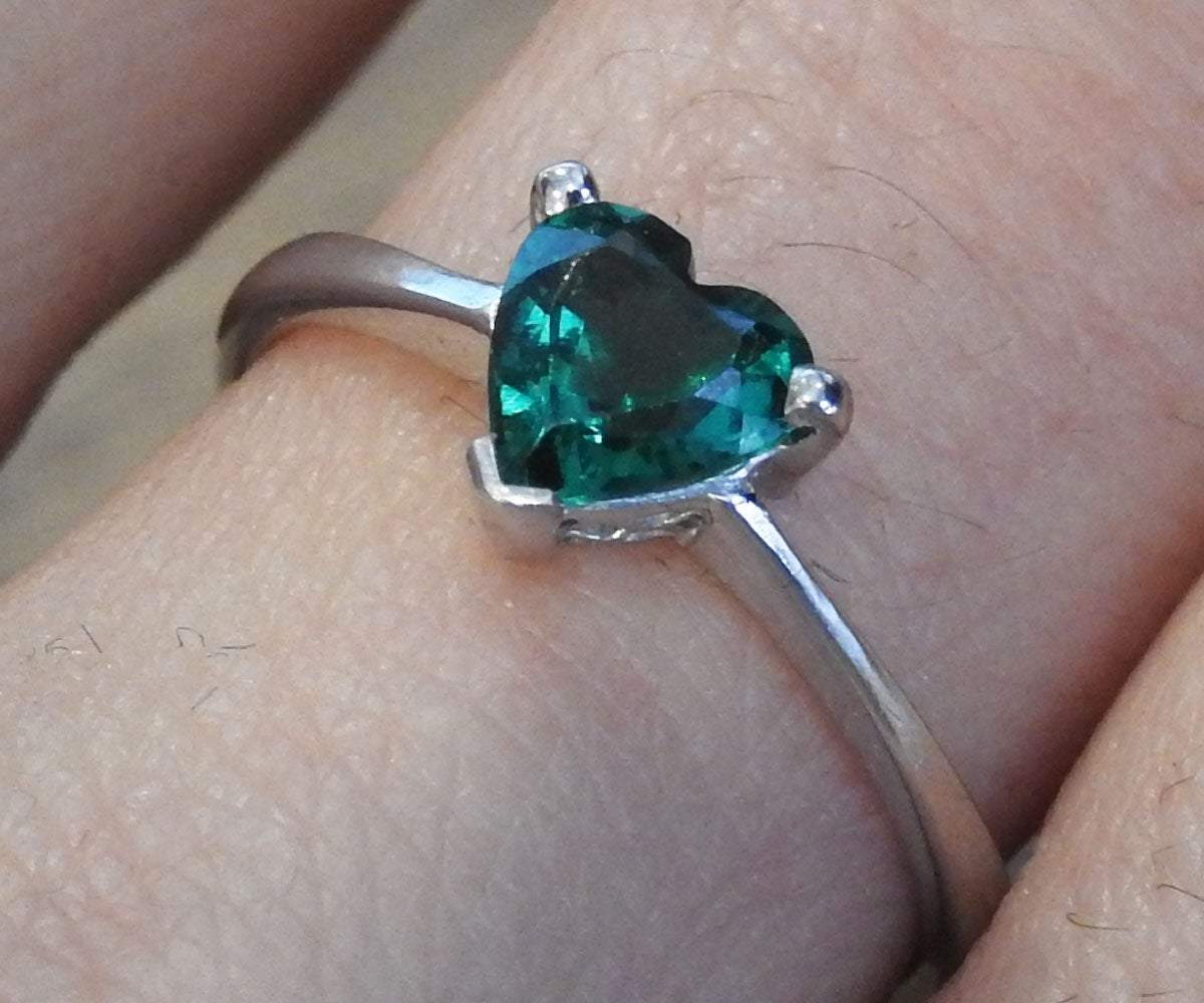 50% Liquidation SALE, Solitaire Heart Ring Silver Emerald Ring Green Heart Ring Unique Engagement Ring Lovers Ring