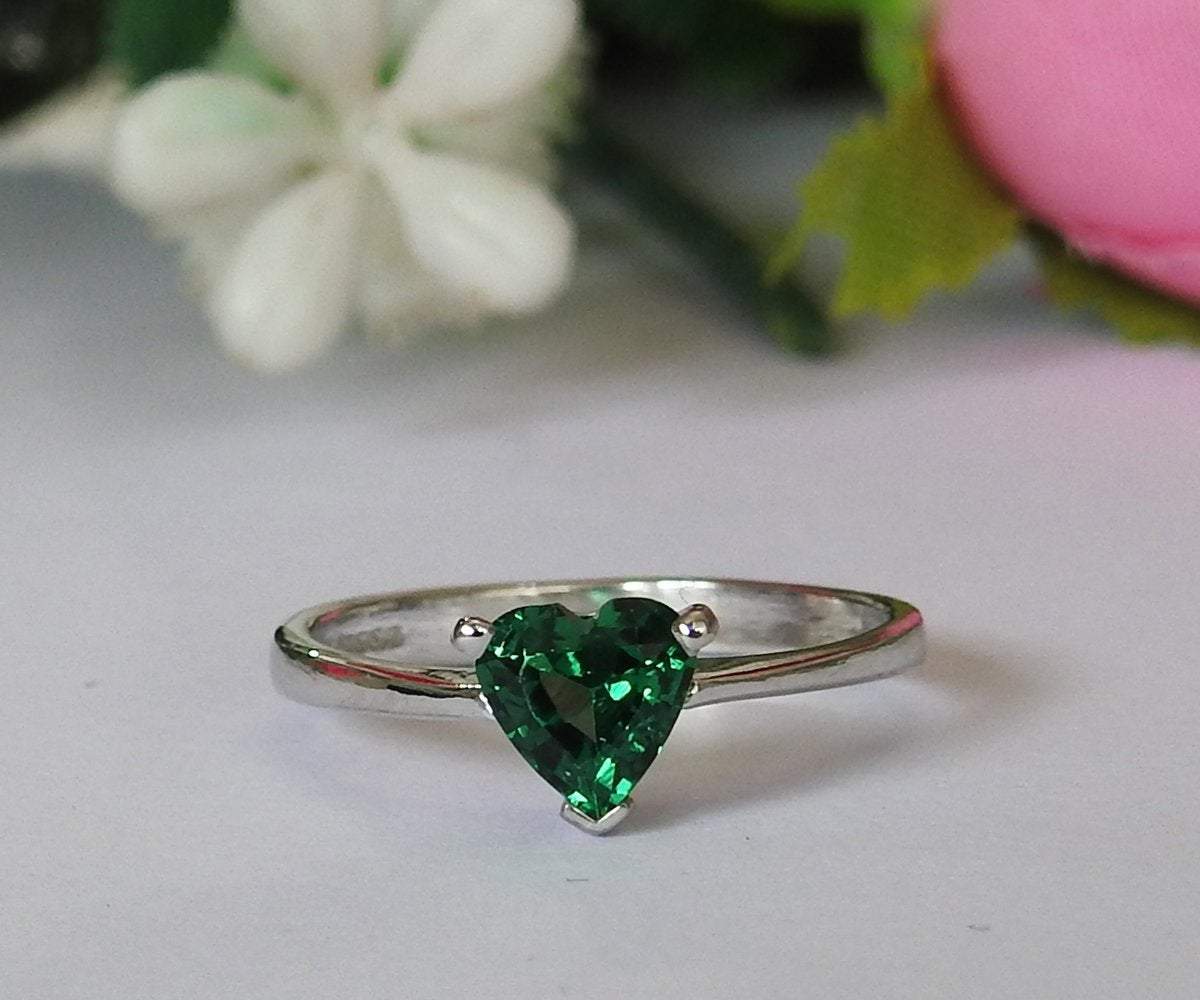 50% Liquidation SALE, Solitaire Heart Ring Silver Emerald Ring Green Heart Ring Unique Engagement Ring Lovers Ring