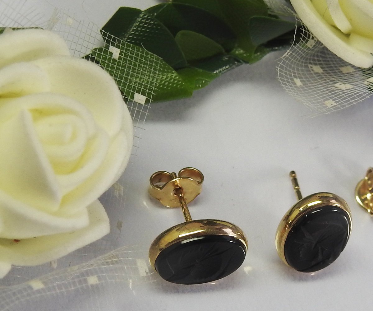 14K Stud Earrings Black Earrings Onyx Earrings Oval Intaglio Girls Earrings Birthday gift Earrings Gothic Earrings 8x6mm