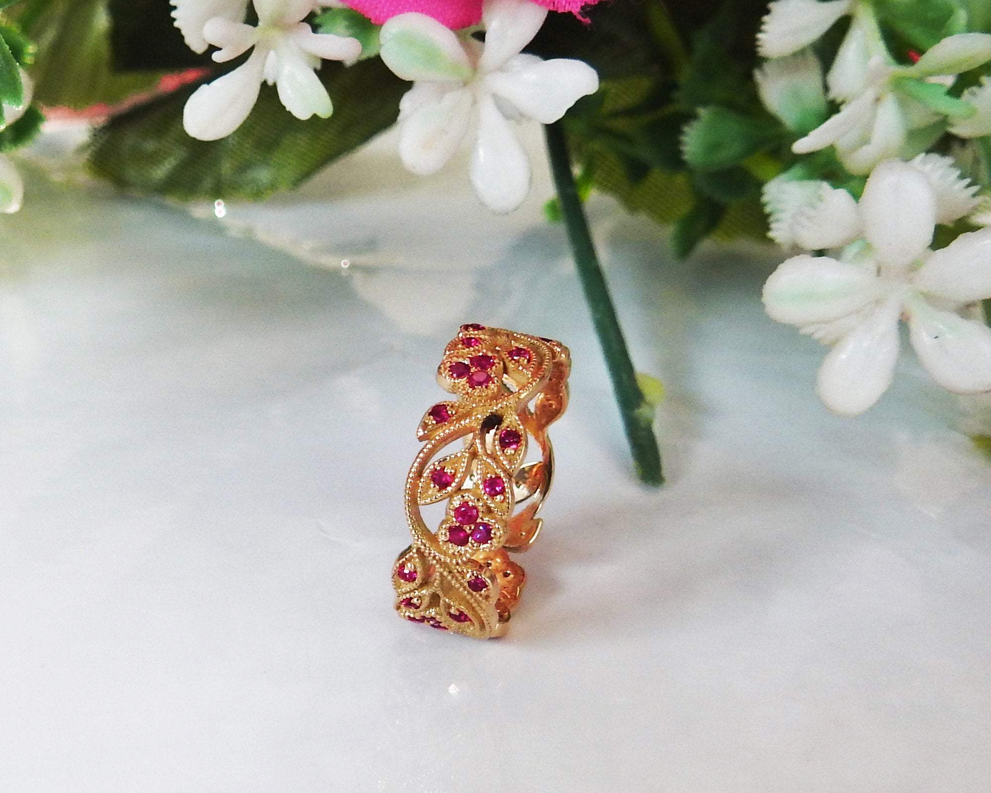 18K Rose gold Leaves Band with Rubies Filigree Ring Milgrain Twig Ring