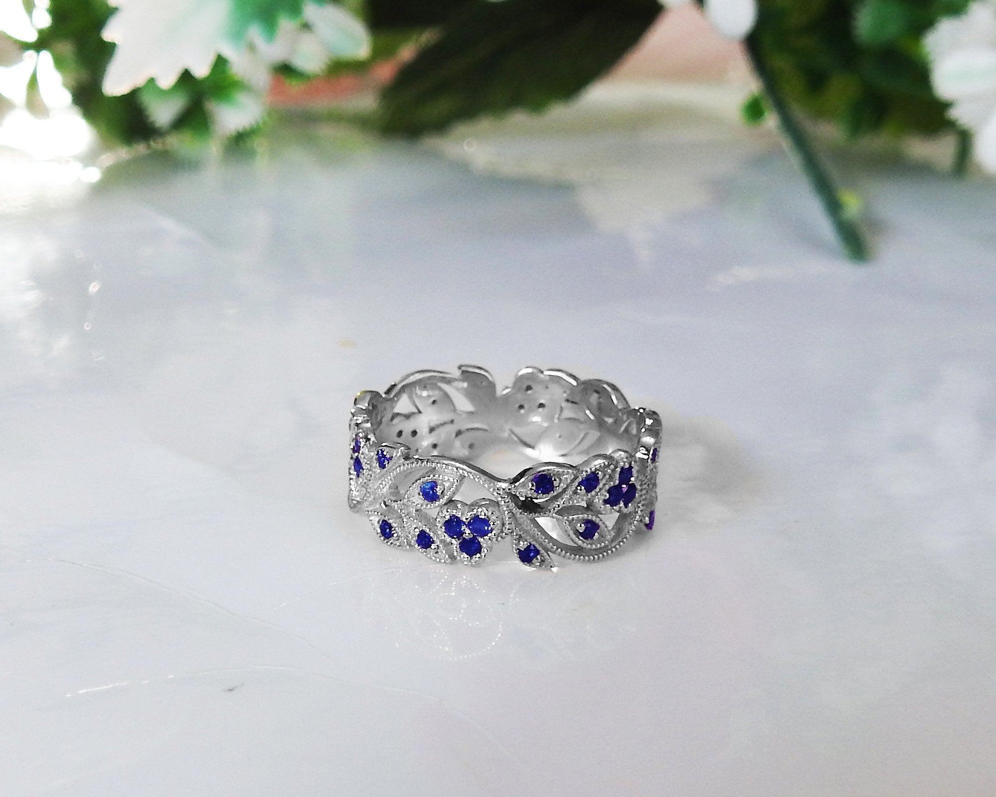 18K Rose gold Leaves Band with 42 Sapphires Filigree Ring Milgrain Twig Ring - Lianne Jewelry